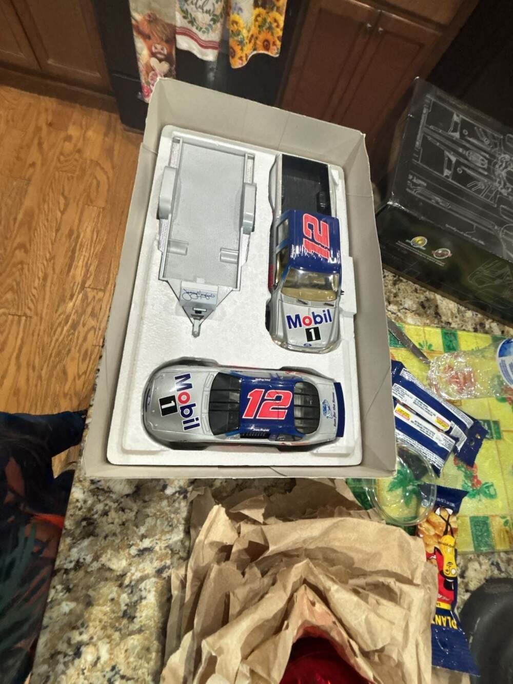 Brookfield Collectors Guild Jeremy Mayfield Mobil 1 Diecast Set